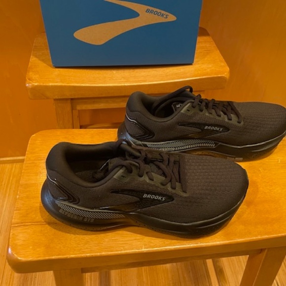 Brooks Glycerin GTS 21 in Black - Picture 11 of 14